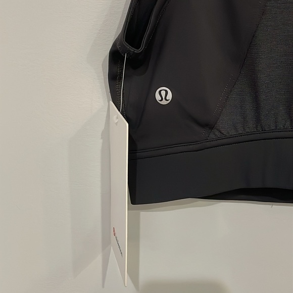 Lululemon Hotty Hot Cropped Tank Top - Charcoal Gray, Size 4 - NWT - Picture 6 of 10